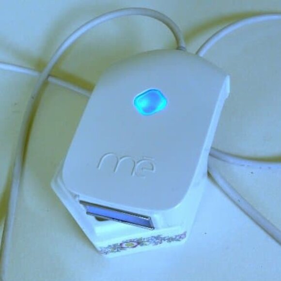 iLuminage Beauty Me Sleek IPL Hair Reduction System HU-FG01421 - Picture 5 of 7